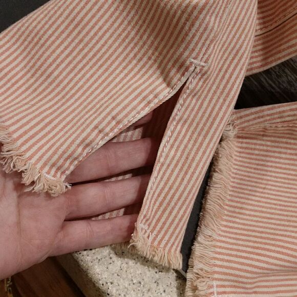 Loft Skinny Size 26 Crop Raw Hem Capri / Ankle Pants Side Slit - Picture 6 of 8